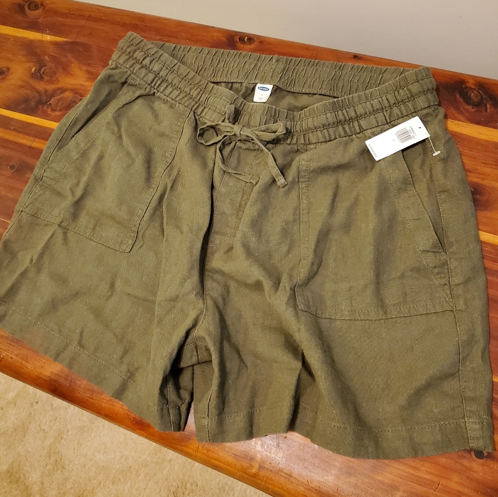 NWT Old Navy linen-blend army green shorts sz L
